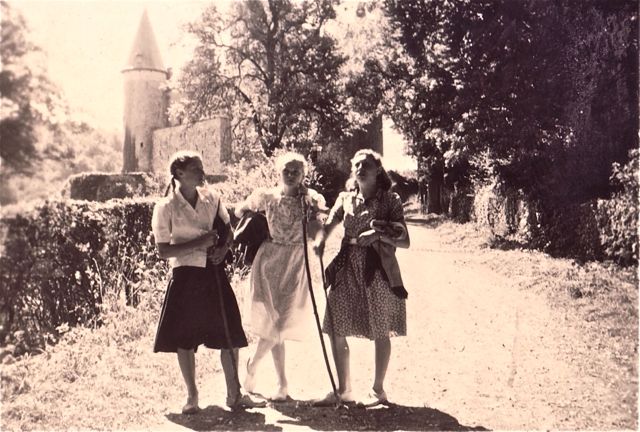 Plots kreeg Anita een visioen dat ze iets moest doen met uitgeven. Jamaar, boeken of geld?